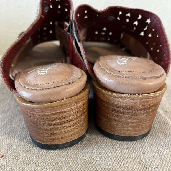 Women's Freebird Moon Star Tan Slip-On Sandals Size 9 - Picture 7 of 15